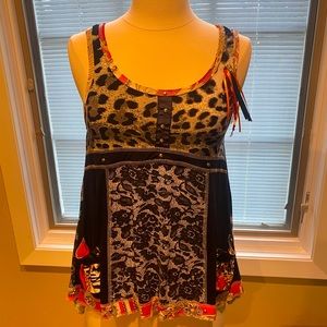 Fun tank with silver studs